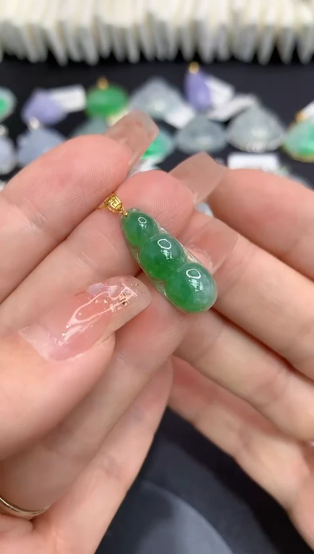 吊坠(不含链)18K金镶嵌翡翠11111111111