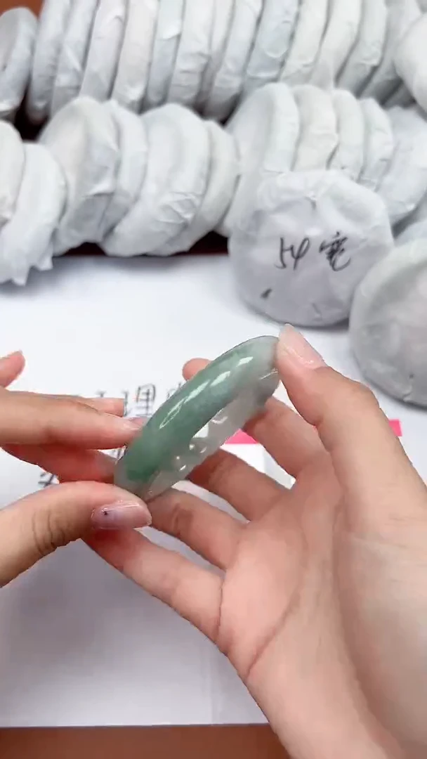 一物一拍，对准价格V002