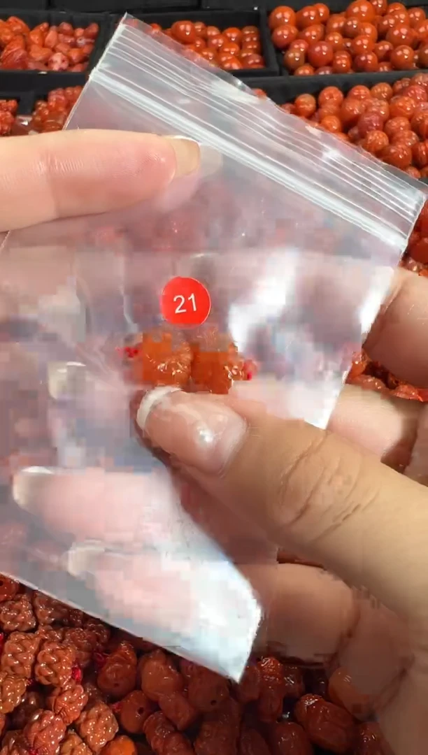 颈饰未镶嵌南红玛瑙1