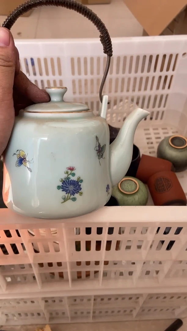 无运费险有瑕疵的摄影的产品有使用过的痕迹有点脏介意勿拍