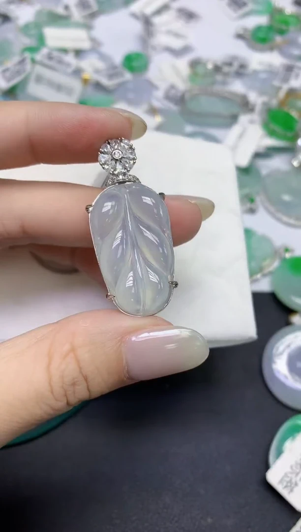 颈饰未镶嵌翡翠天然缅甸翡翠A货百元以上9元证书费自理