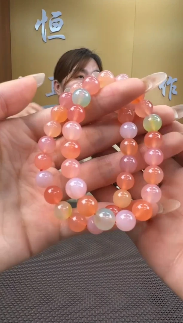 【闪购商品】玛瑙/玉髓手串未镶嵌多样性，发一9
