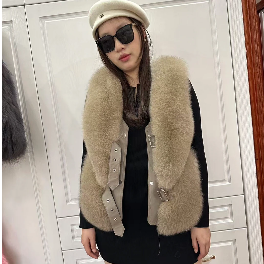 秋冬整皮短款真狐狸毛马甲时尚皮草外套真皮显瘦女装洋气坎肩百搭