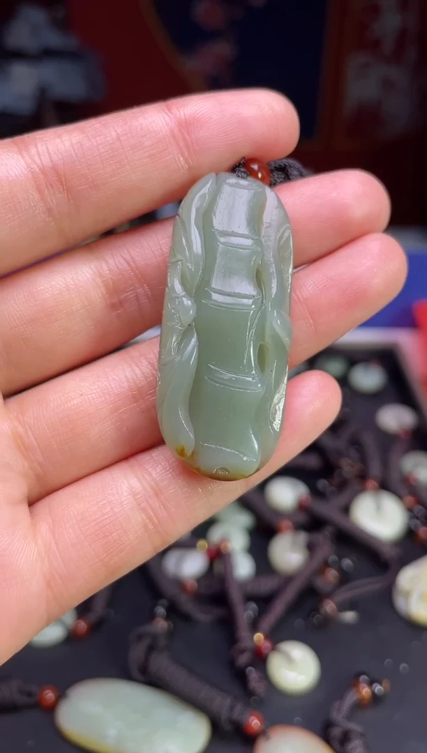 颈饰未镶嵌和田玉123