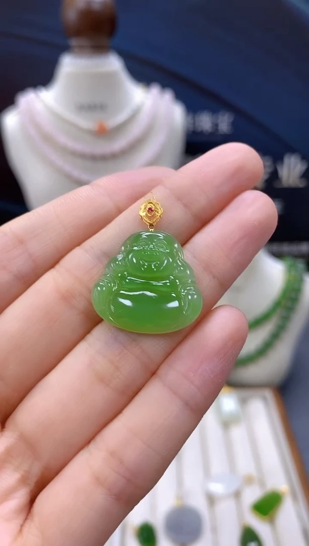 和田玉18K金镶嵌颈饰cg