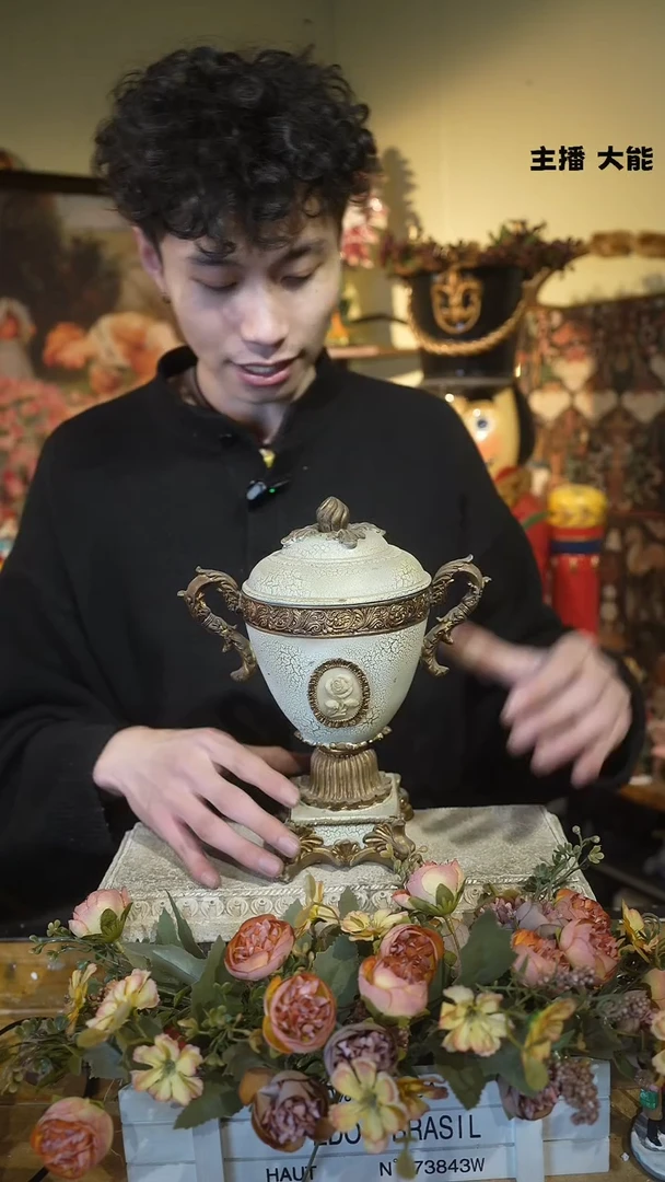 【闪购商品】默认微瑕高端树脂陶瓷摆件W071