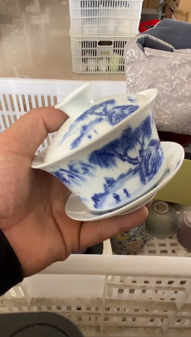 杯无运费险有瑕疵的摄影的产品有使用过的痕迹有点脏介意勿拍