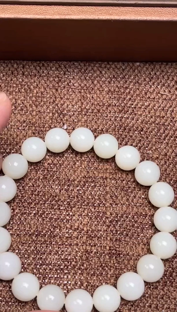 未镶嵌手链和田玉果*27 通