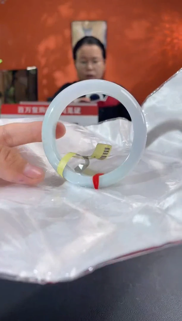未镶嵌手镯翡翠翡翠手镯