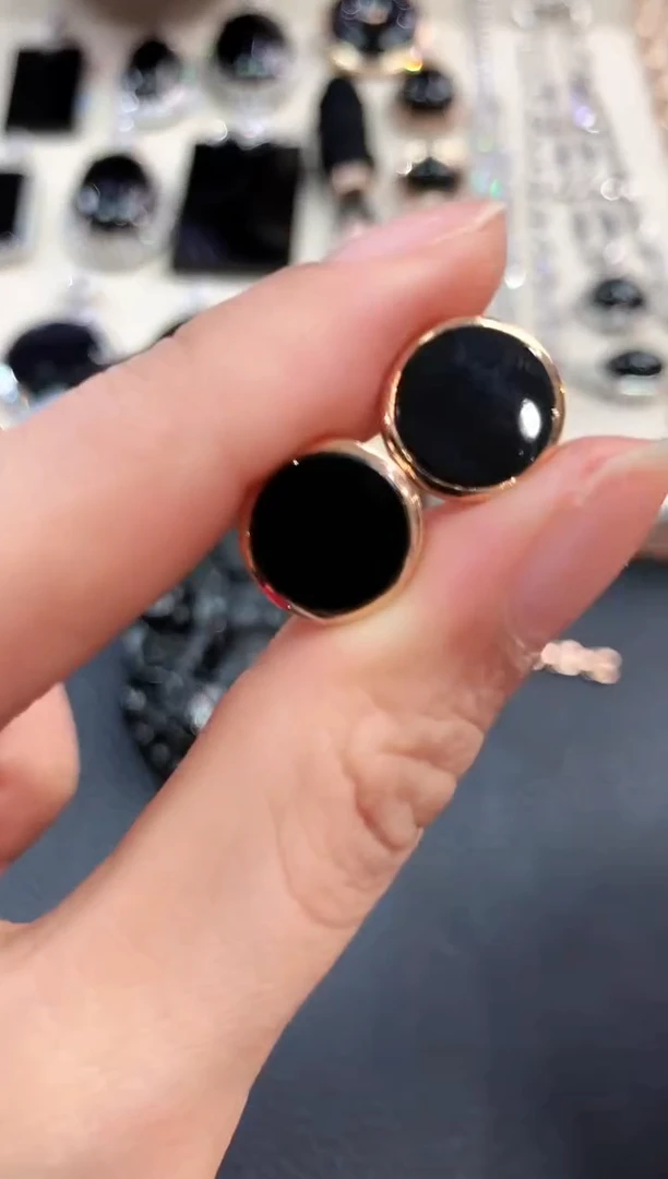 【闪购商品】翡翠耳饰18K金镶嵌m7