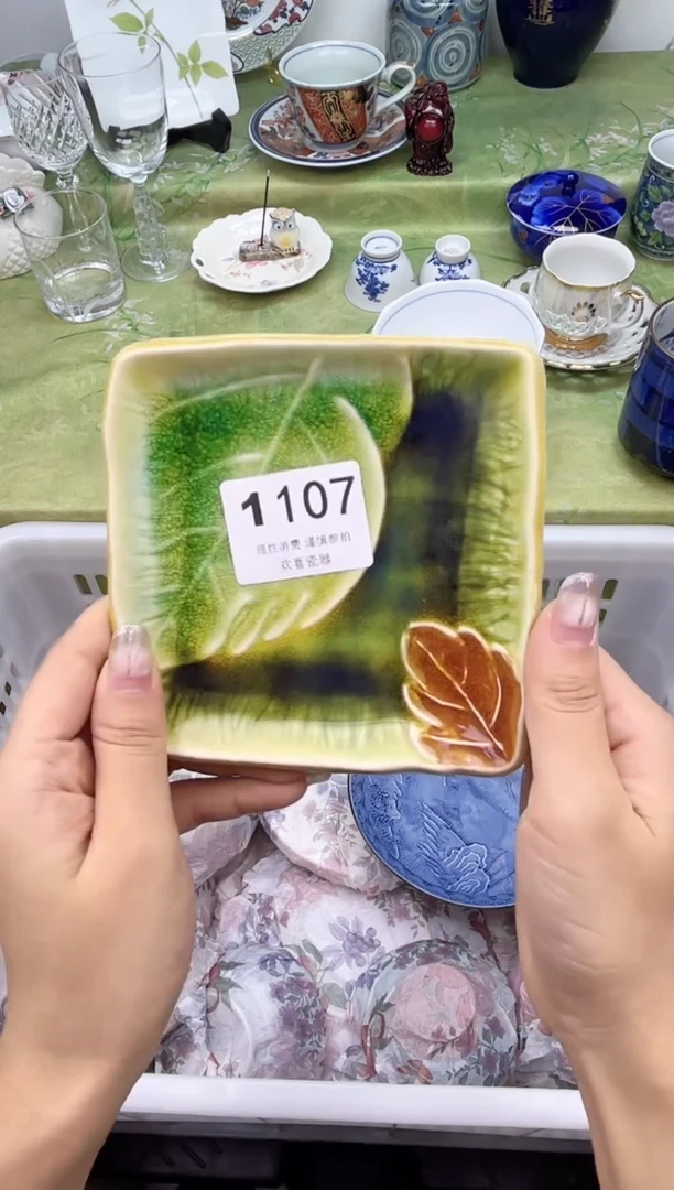 瓷片l****u      1107