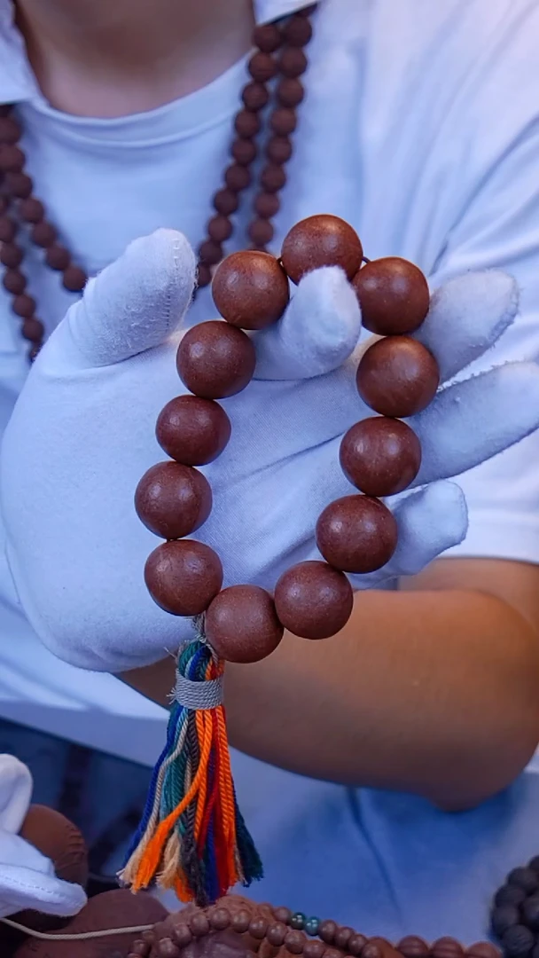 木易留香红花宜2.0圆珠12子