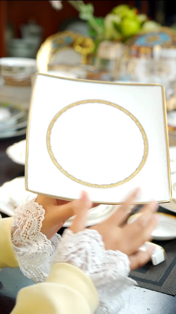 瓷片8.2英寸平盘  1个