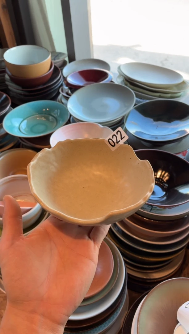 瓷片2****522，蜂窝异形碗1个