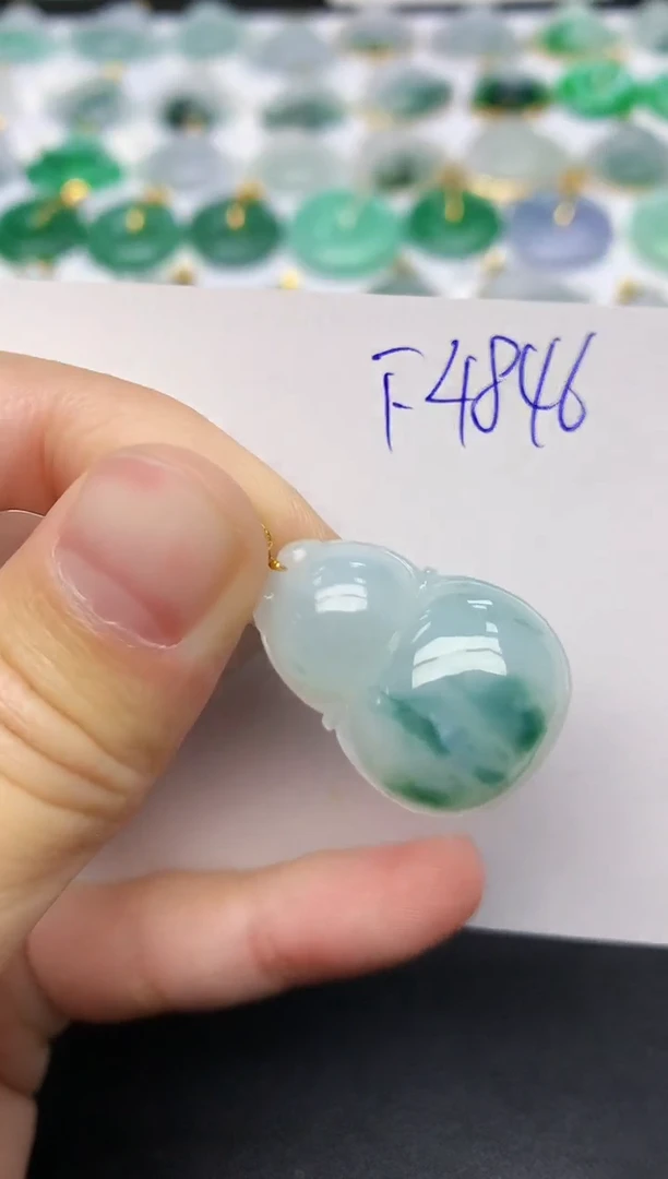 颈饰18K金镶嵌翡翠天然缅甸A货翡翠百元以上9元证书费自理