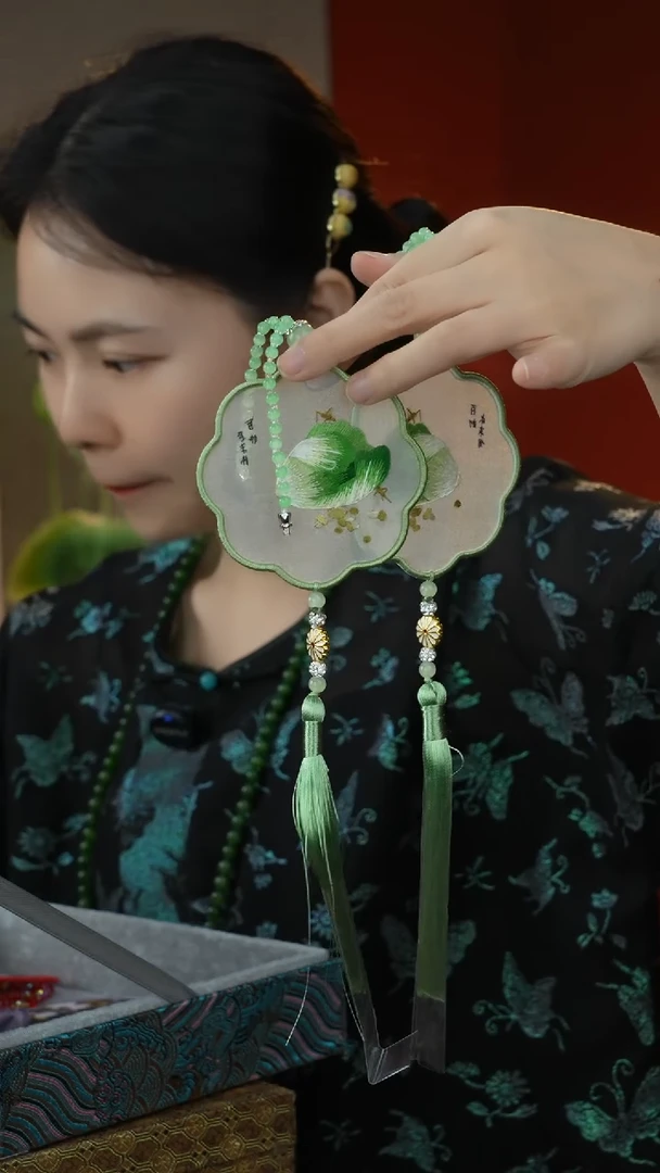 刺绣非遗苏绣车挂