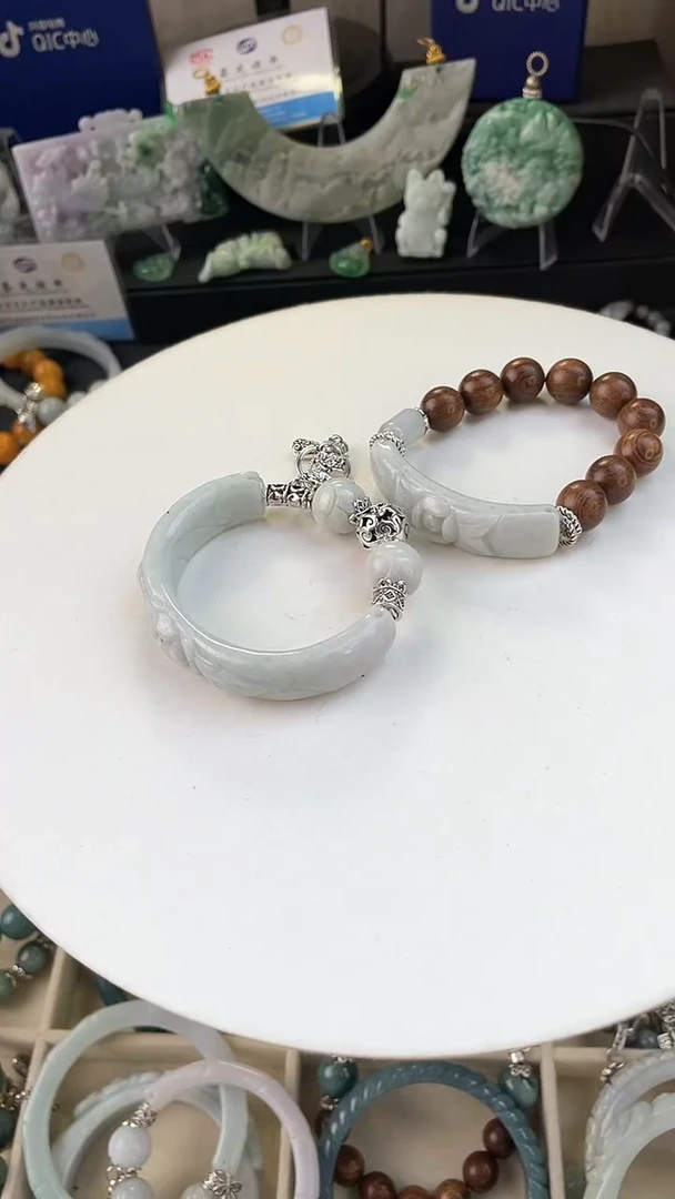 未镶嵌手链翡翠手工定制默认微瑕主播介绍为准