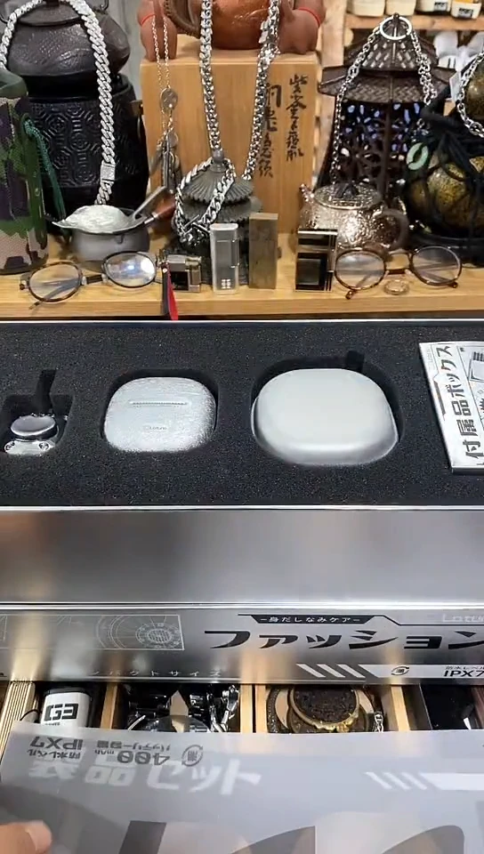 瓷片闪购商品  如图所示