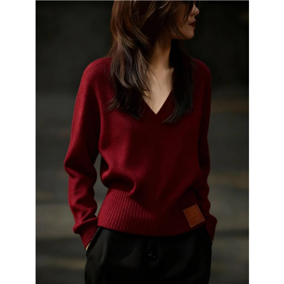 法式轻熟慵懒风V领显瘦毛衣女秋冬新款百搭宽松安可拉红长袖上衣