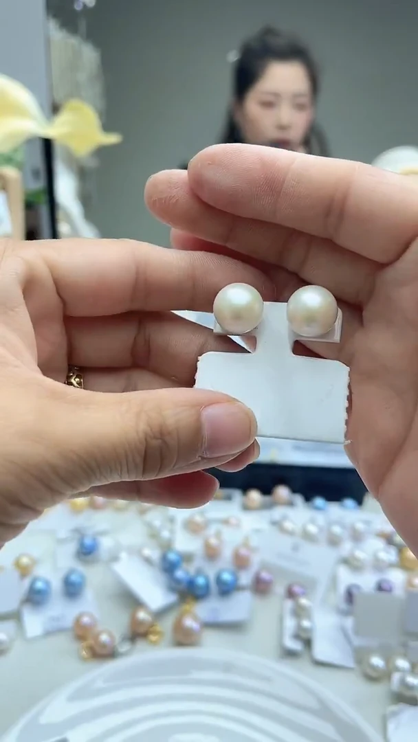 未镶嵌耳饰淡水珍珠白色系 13mm