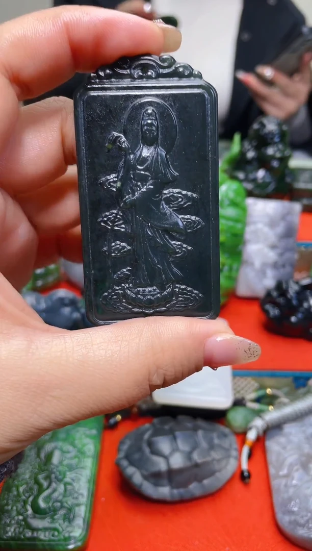 颈饰未镶嵌和田玉420