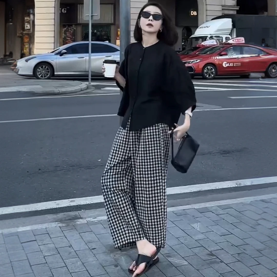 网红薄款套装女2025夏季新款纯色宽松显瘦减龄衬衫+格子阔腿裤