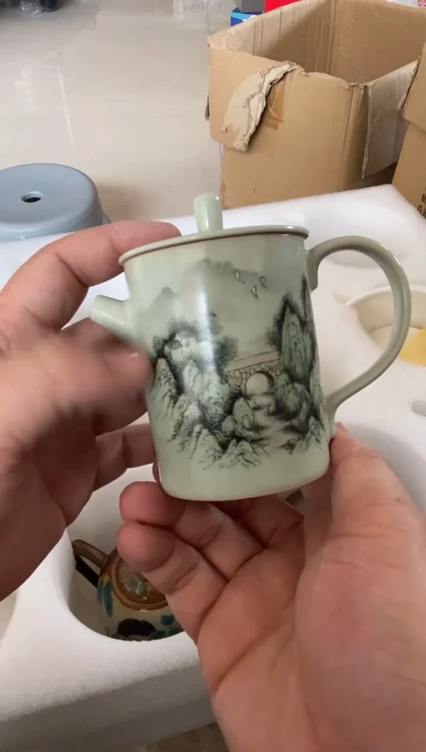 无运费险有瑕疵的摄影的产品有使用过的痕迹有点脏介意勿拍