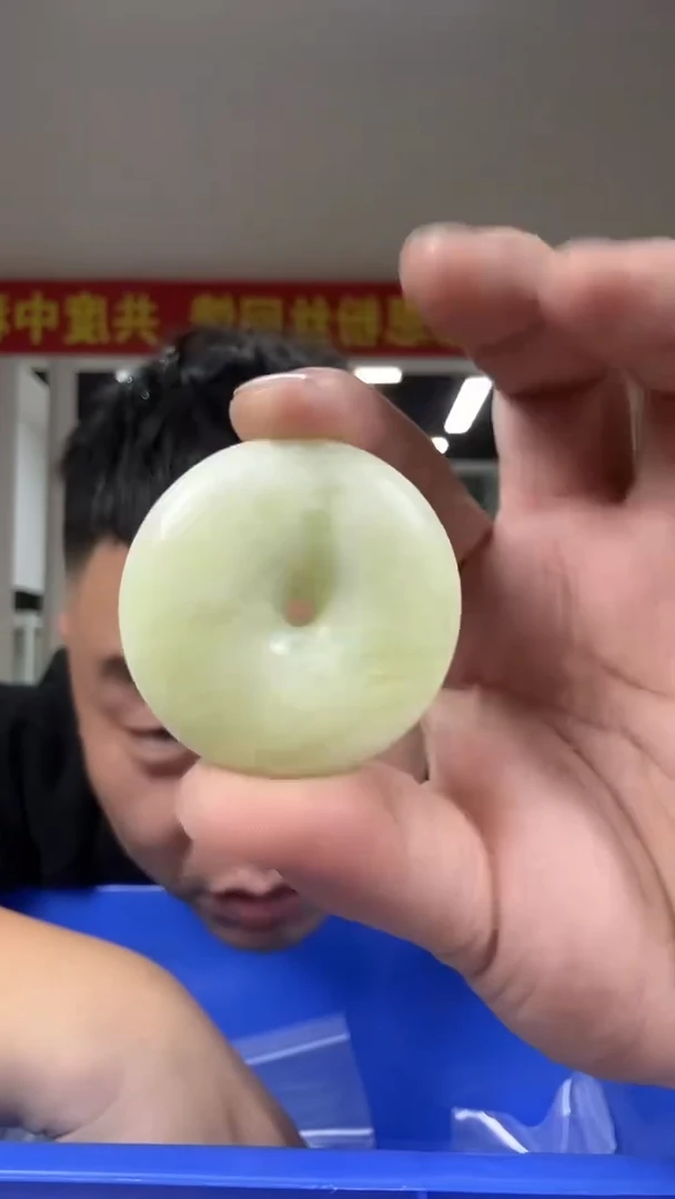 未镶嵌透闪石-蛇纹石玉其它多样性发货一件坏的