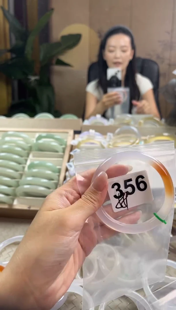 手镯玛瑙/玉髓未镶嵌356