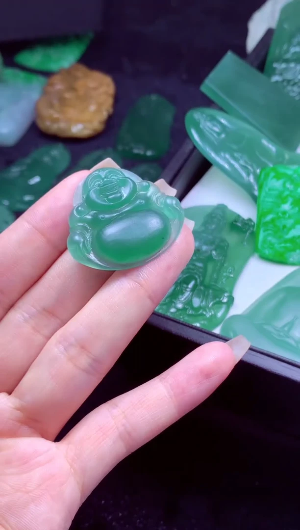 未镶嵌定制翡翠天然缅甸翡翠A货吊坠多样性发货其一