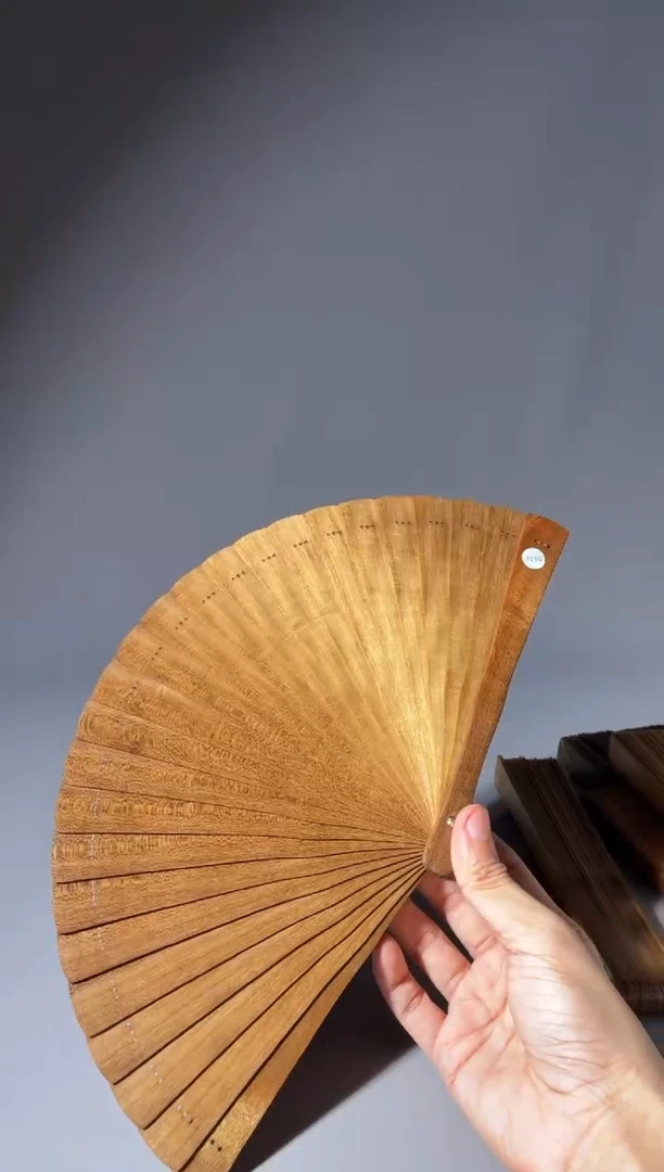 其他楠木（金丝楠）窝***范号18cm小叶桢楠扇子703