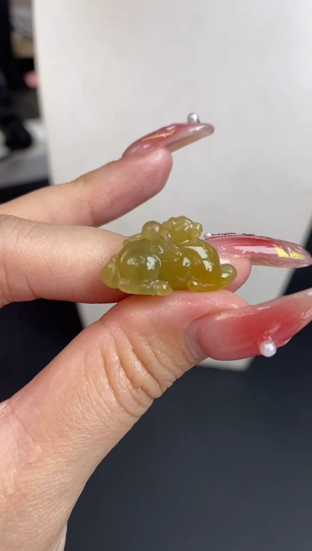 未镶嵌定制翡翠翡翠毛货~