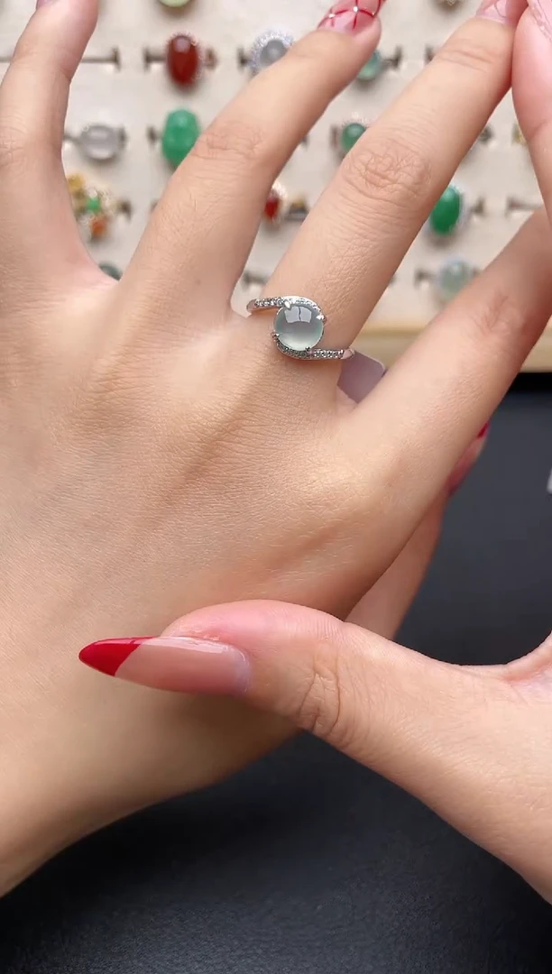 【闪购商品】翡翠戒指银S925镶嵌一物一证一礼盒