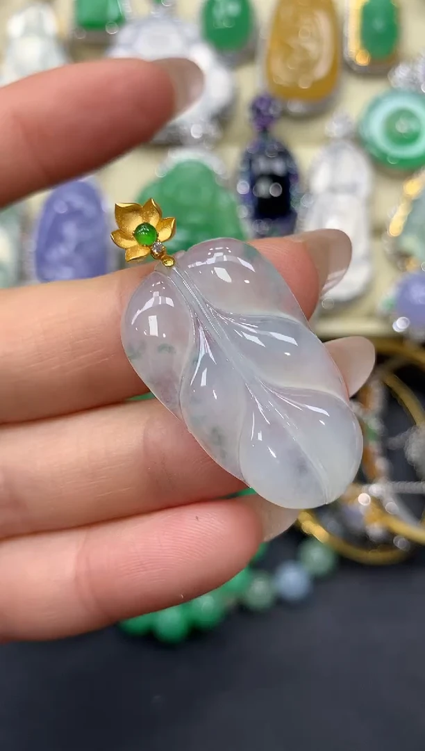 翡翠18K金镶嵌颈饰125-雪姐翡翠天天见