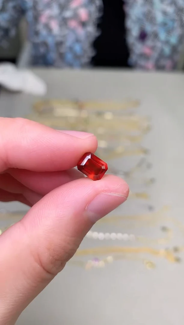 未镶嵌裸石石榴石裸石