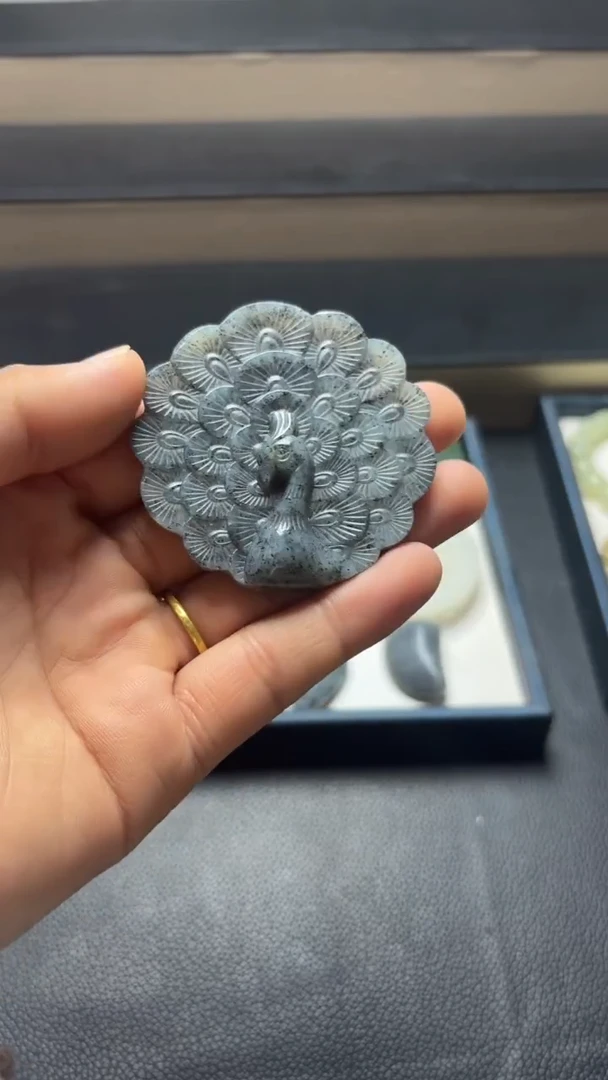 未镶嵌和田玉把件青花1