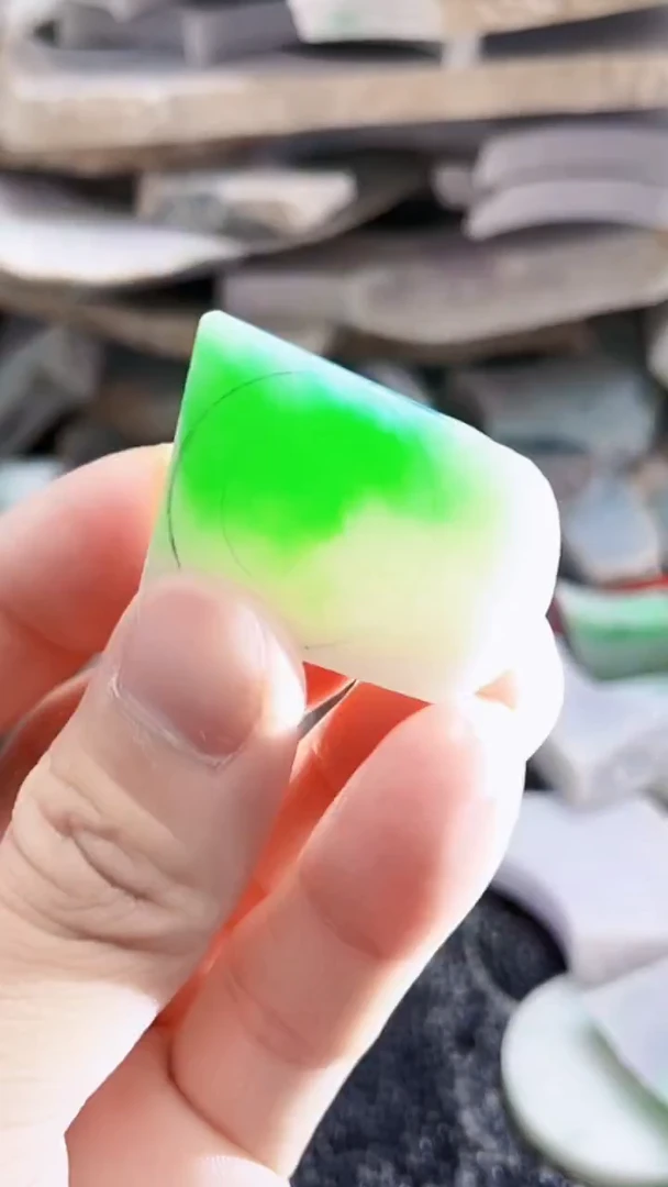 裸石翡翠天然A货翡翠板料