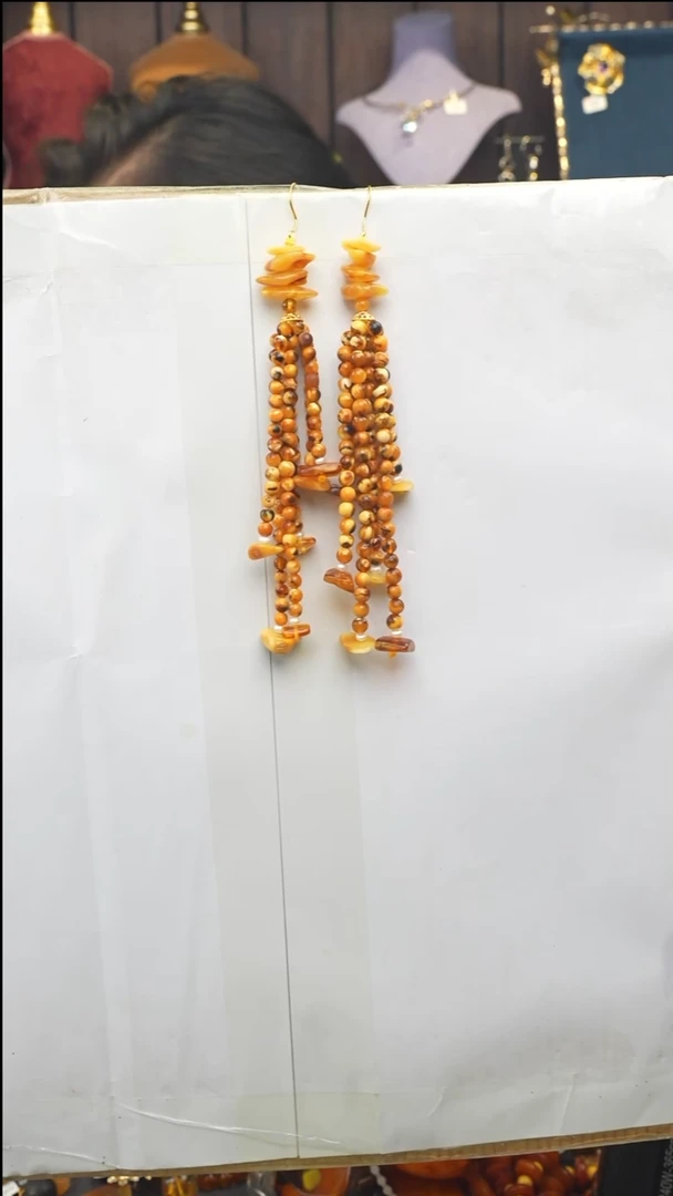 琥珀未镶嵌耳饰多样性发一