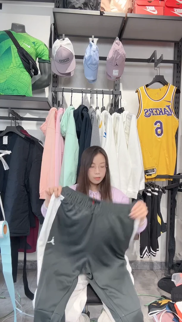 1298   编码 瑕疵款直播间过款为准 尺码 XL