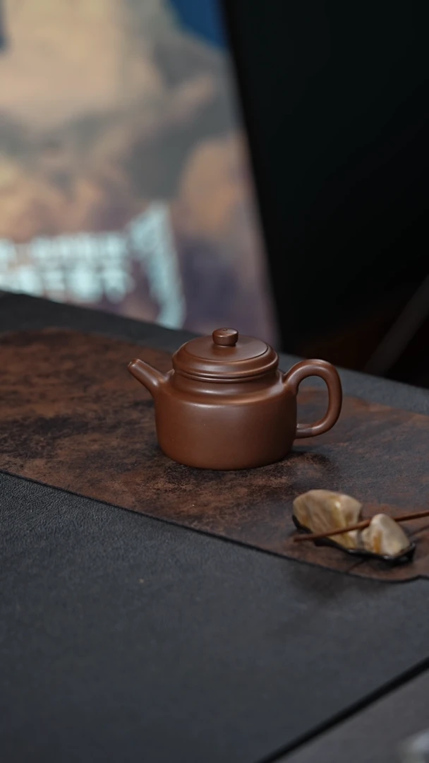 【闪购商品】紫砂茶壶德钟 邵勇 紫泥  200cc