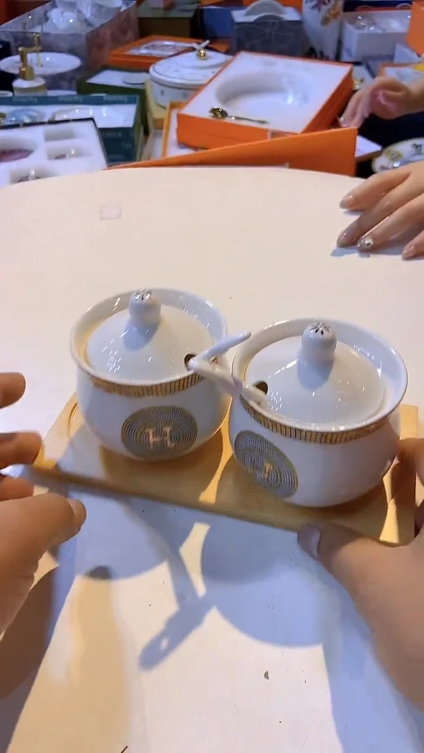 鸿辉家品牌瓷器，京东包邮！