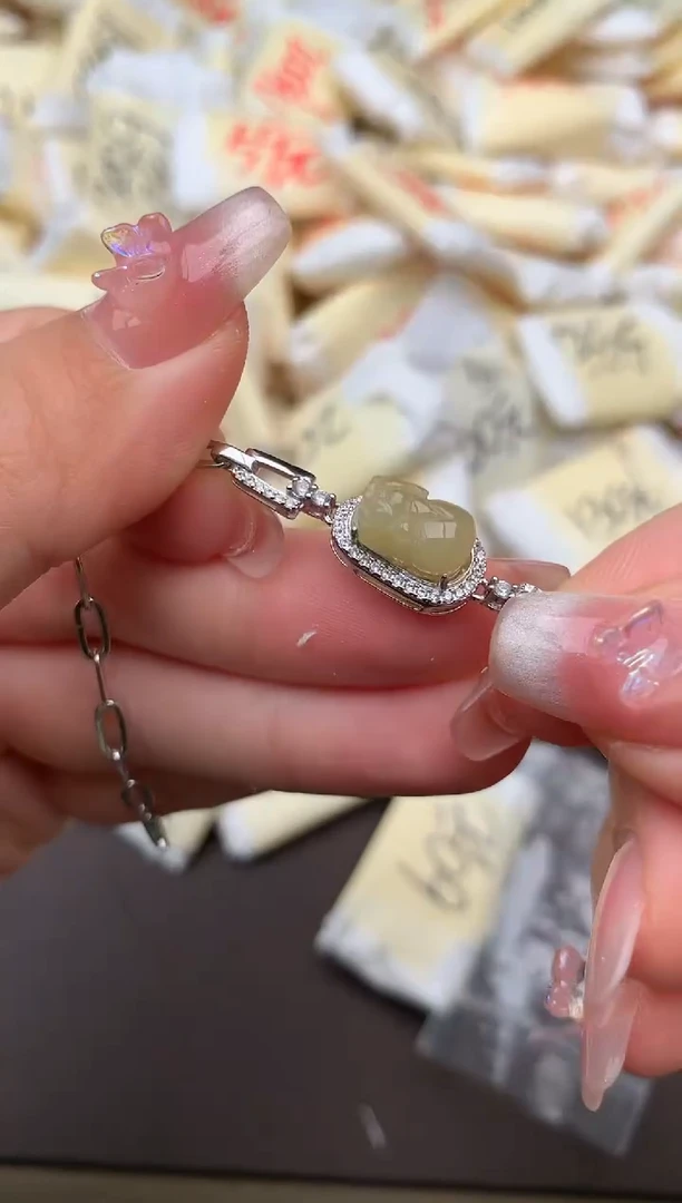 翡翠挂件银S925镶嵌一福利