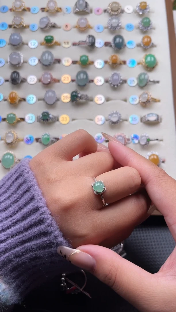 【闪购商品】翡翠戒指银S925镶嵌天然A货翡翠戒指