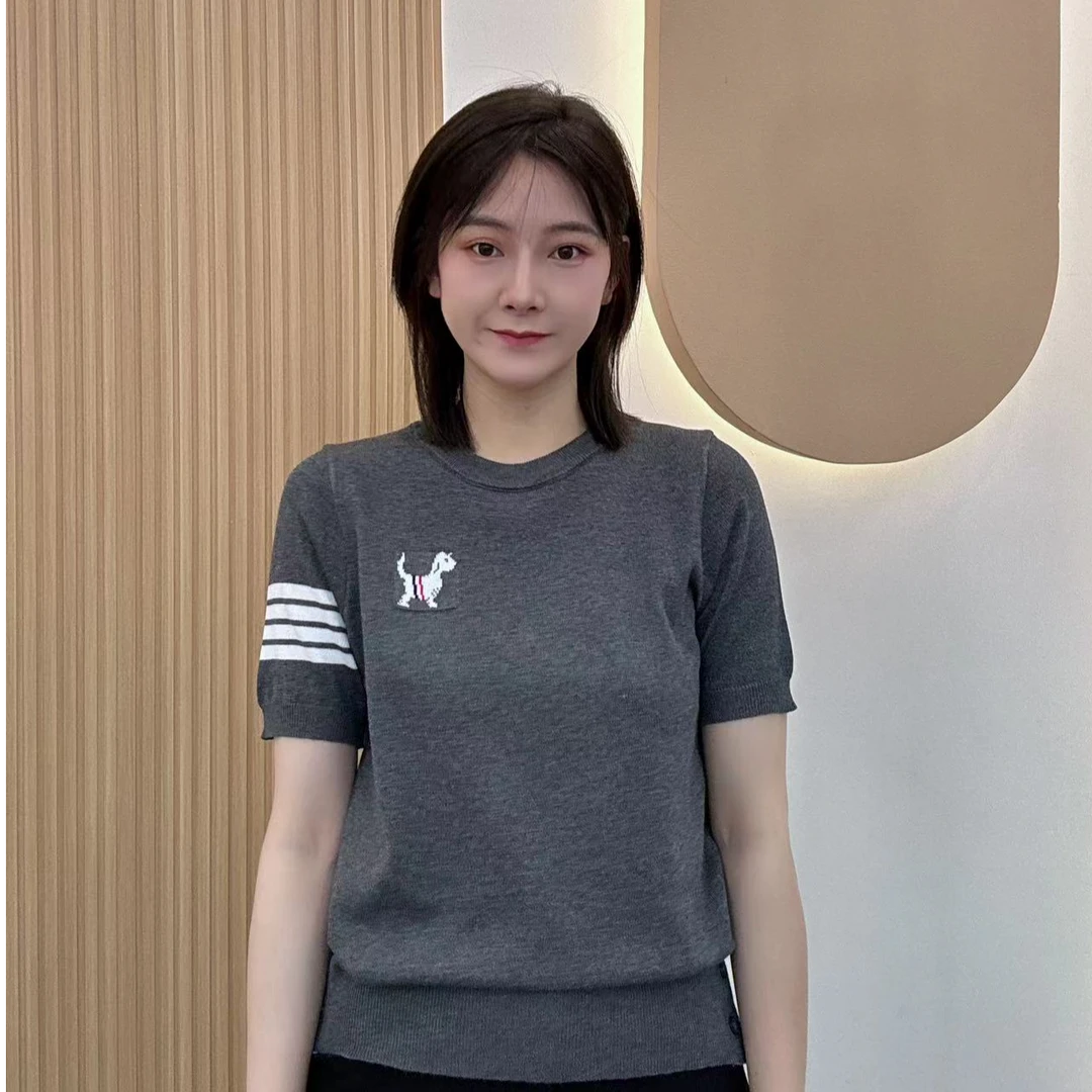 【霓裳甄选】小狗提花四杠收腰针织短袖111#