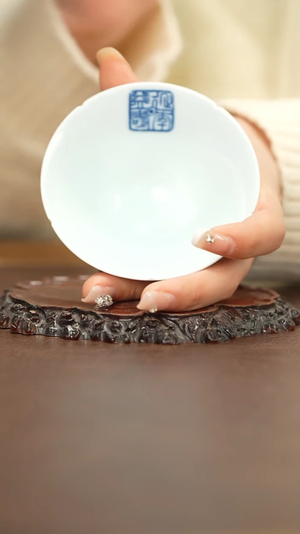 【闪购商品】景德镇九段斗笠杯