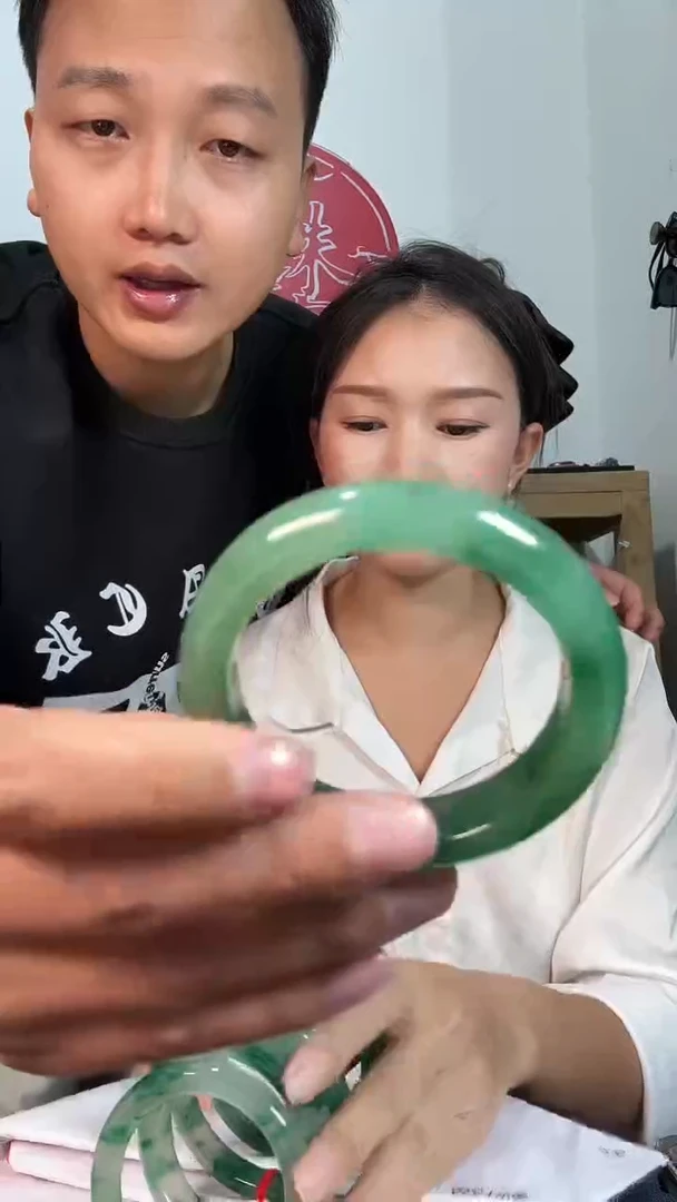 未镶嵌手镯石英质玉开****83425天然珠宝手镯多样性发一个