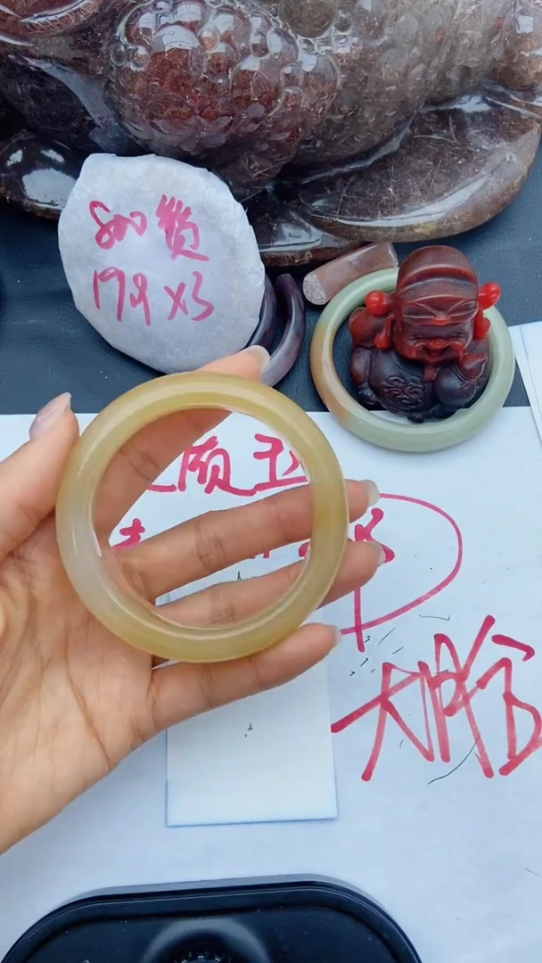 未镶嵌手镯石英质玉A183+58.7