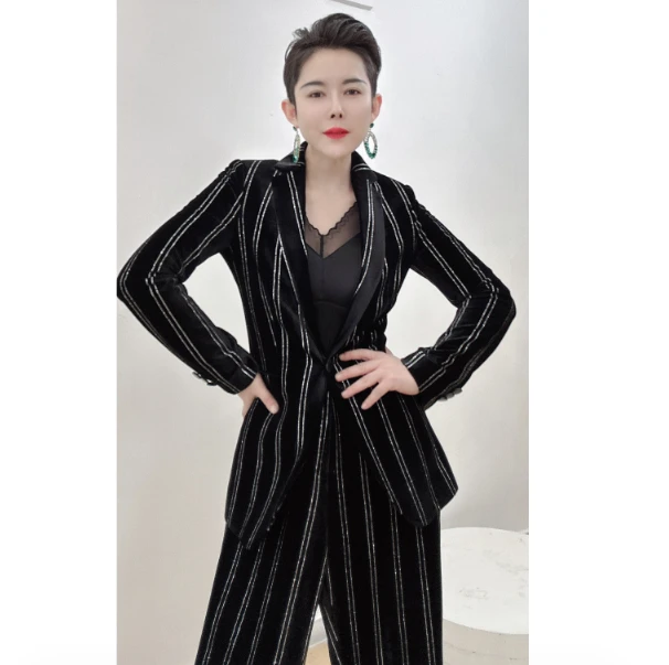 786-2025年春款专柜新款原创设计师品牌套装洋气衣服女