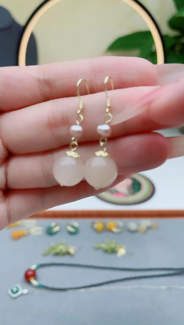 银S925镶嵌淡水珍珠耳饰660