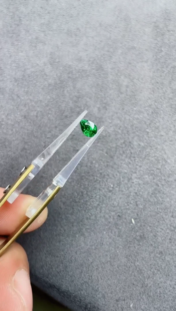 未镶嵌裸石石榴石（沙弗莱）1.03ct